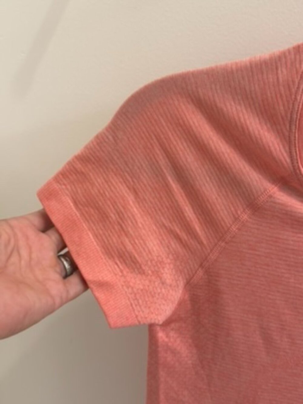 Lululemon Swiftly Tech Short-Sleeve - Picture 6 of 9